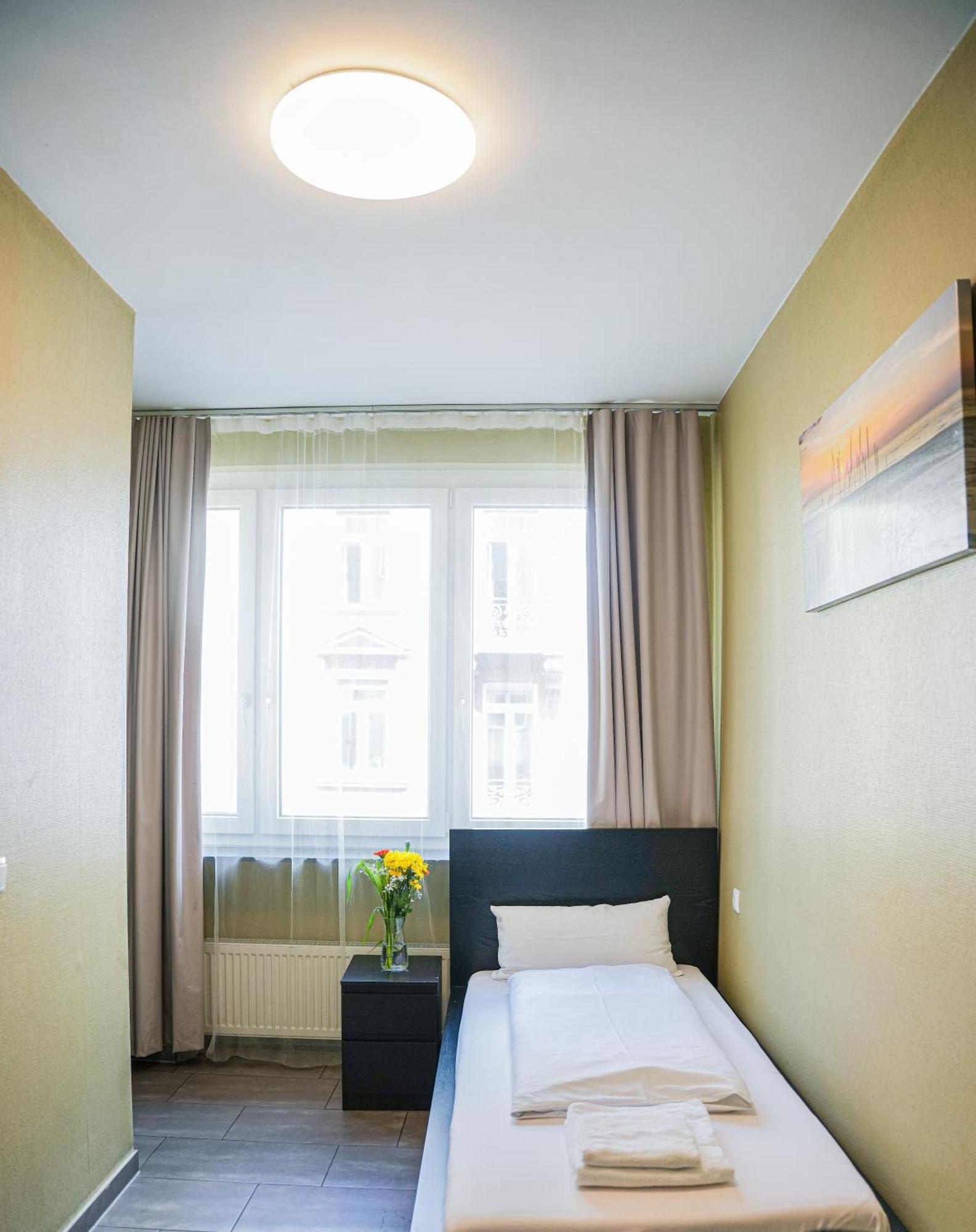 Hotel City Star Φραγκφούρτη Εξωτερικό φωτογραφία